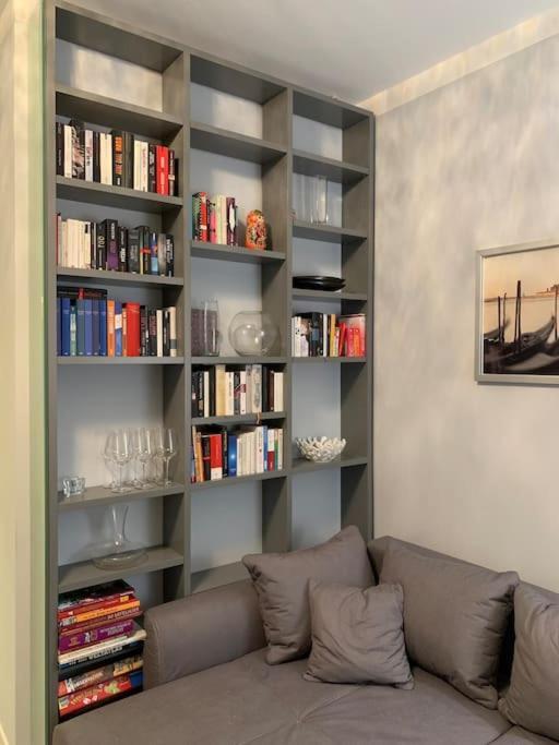 Komfortables Appartement Zentral Gelegen エアフルト エクステリア 写真